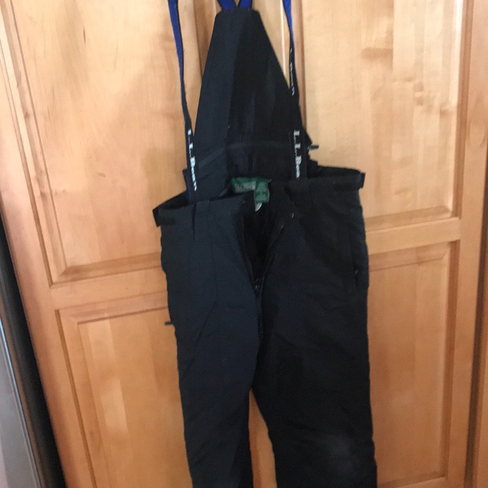 Ll Bean boys snow pants with removable suspenders